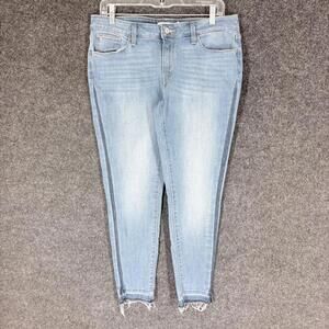Levi's Jeans Women 32 Plus Blue Denim Light Wash Mid Rise Skinny Pockets